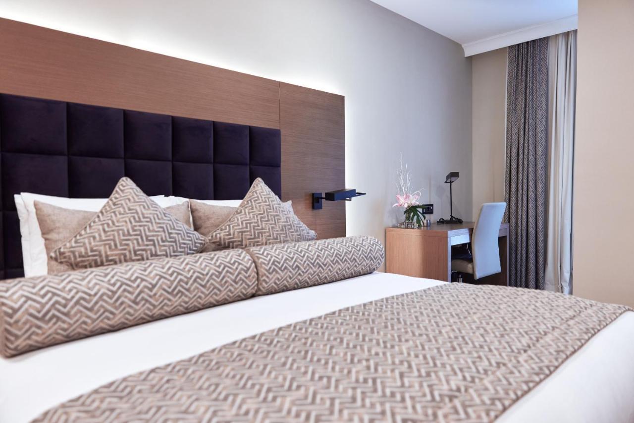 Yogh Hospitality Hotel ปารามารีโบ ภายนอก รูปภาพ