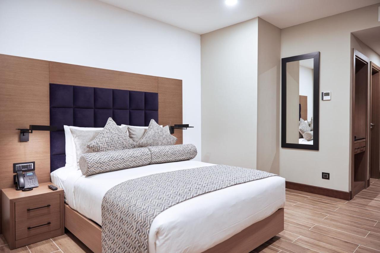 Yogh Hospitality Hotel ปารามารีโบ ภายนอก รูปภาพ