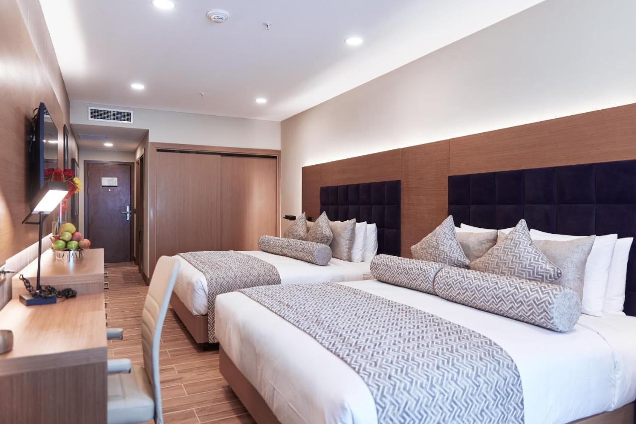 Yogh Hospitality Hotel ปารามารีโบ ภายนอก รูปภาพ