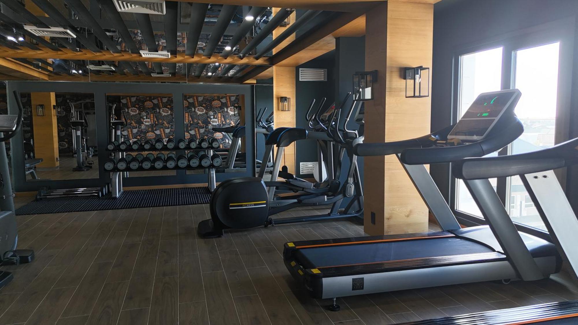 Yogh Hospitality Hotel ปารามารีโบ ภายนอก รูปภาพ